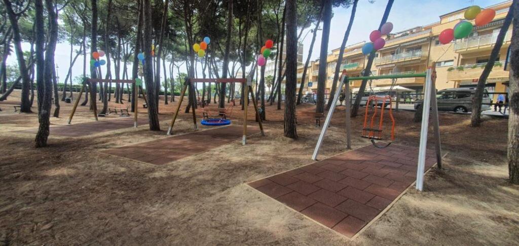 Hotel Baltic Alba Adriatica Bagian luar foto