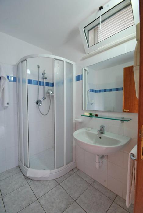 Hotel Baltic Alba Adriatica Bagian luar foto